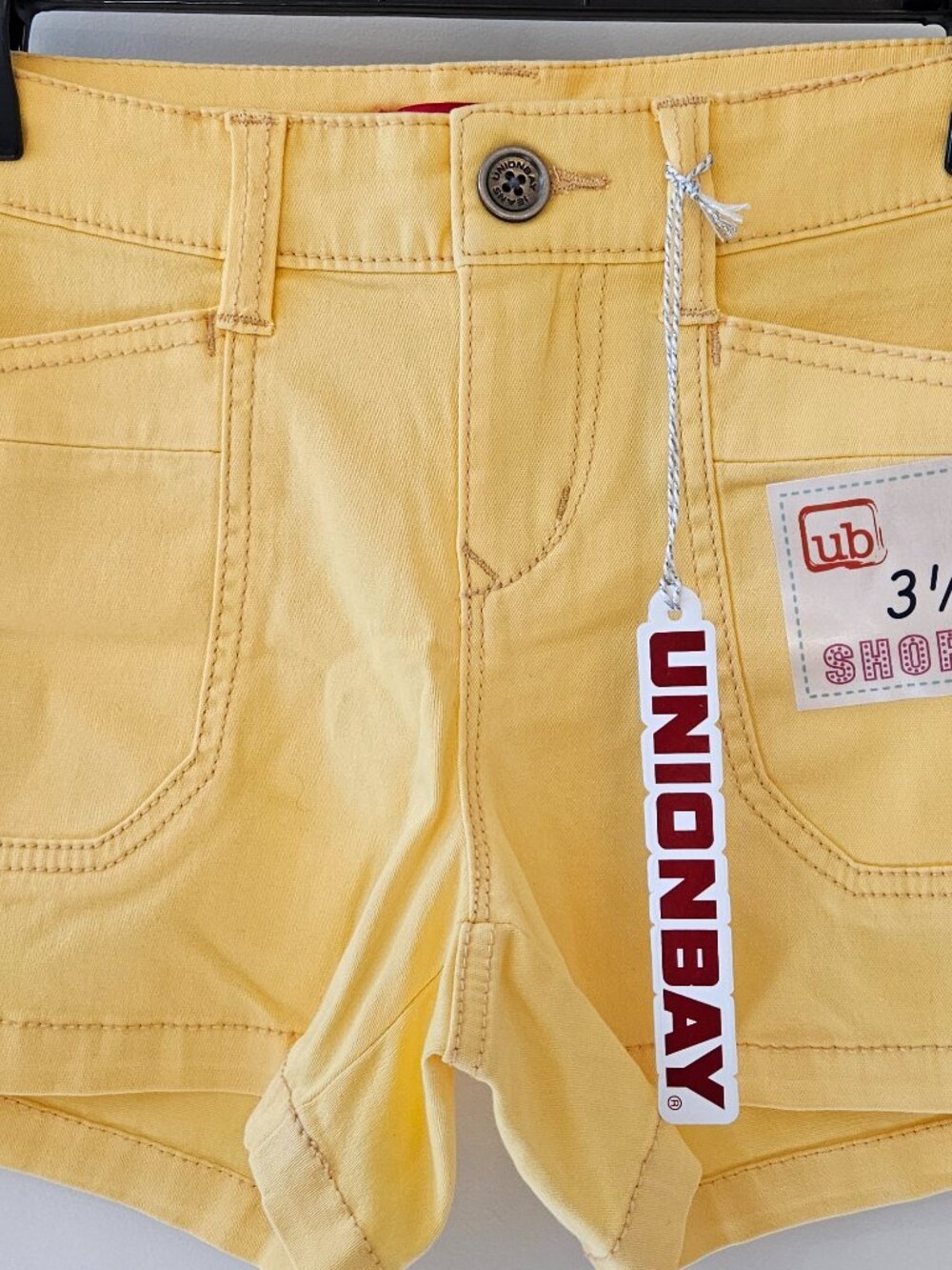 NWT UNIONBAY Delaney 3.5" Stretch Shorts Yellow Sunbeam Juniors 7